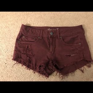 Size 4 AE distressed maroon shorts